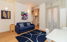 Joivy Cosy 1Bed Flat In Fiera, Milan